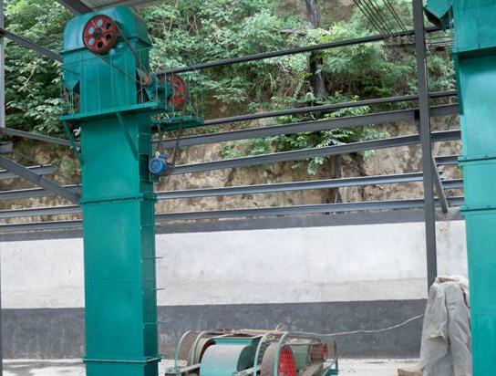 TD皮帶斗提機(jī)孔軸承和圓柱孔軸承拆卸方法