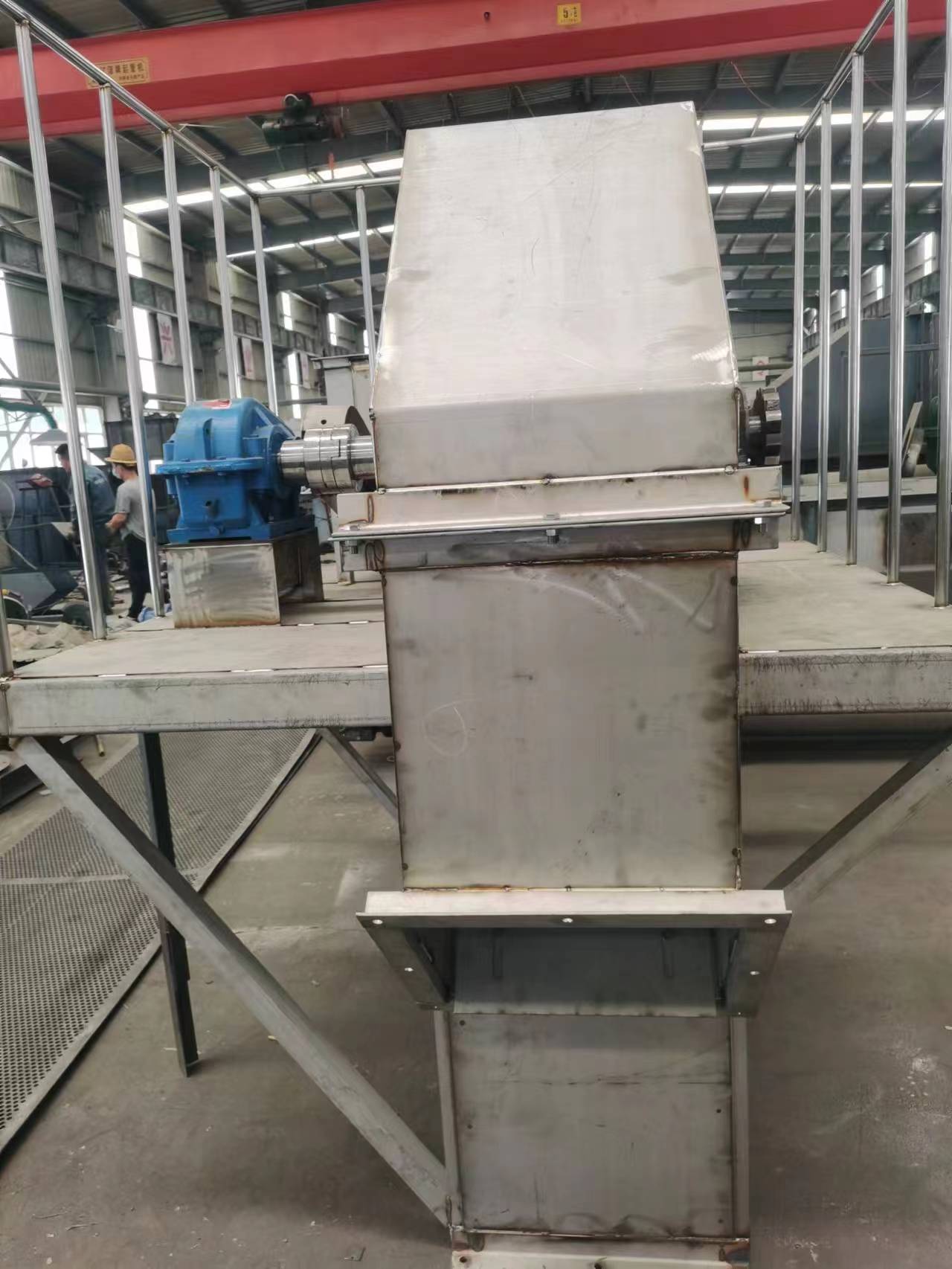 Z型提升機如何防止鏈條脫齒？ (提升機使用視頻)