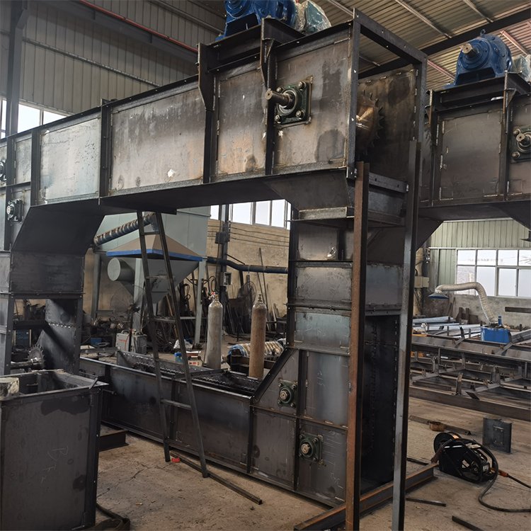 Z型斗式提升機如何實現(xiàn)過載保護安全運行 (z型斗式提升機藥品行業(yè))